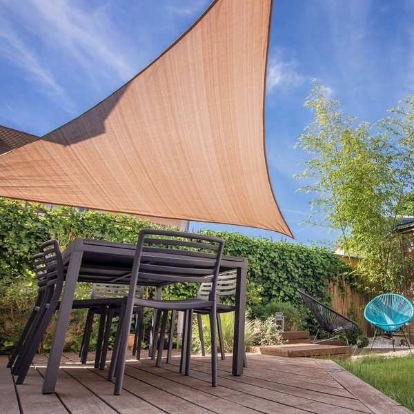 Pick the best shade sail with these 4 tips Schaduwdoek NC Outdoor 3,6 m - zand sfeer